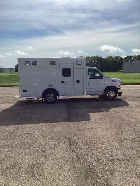 Photo of Advance EMS Outside in natural light.