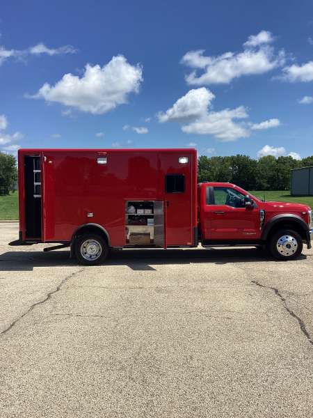 Photo of Epworth Fire Department New Delivery outside view.