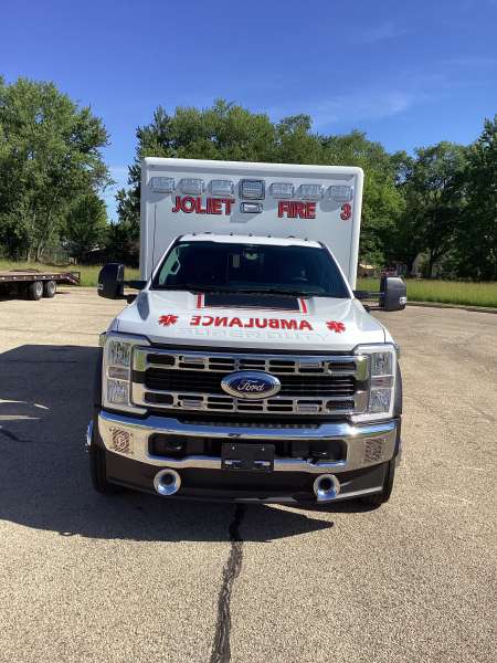 Photo of Joliet Fire Ambulance Front View