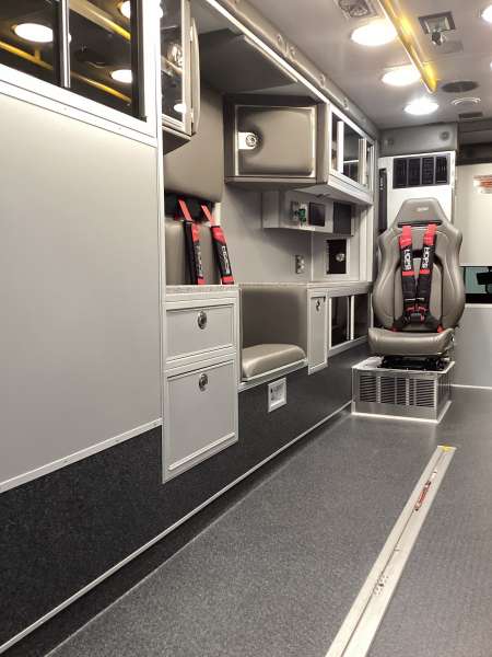Photo of Lincolnshire 20911 Ambulance Interior View 2