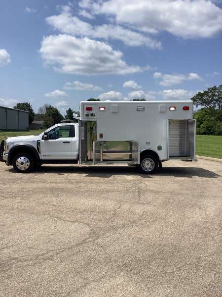Photo of Lincolnshire 20911 Ambulance Side View Opened