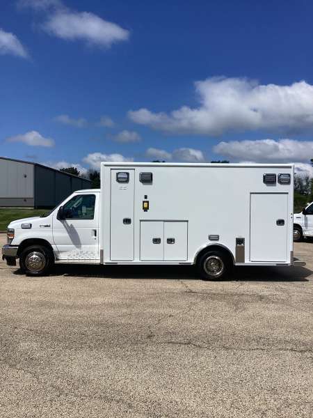 Photo of Mercy Health Systems Ambulance Side View