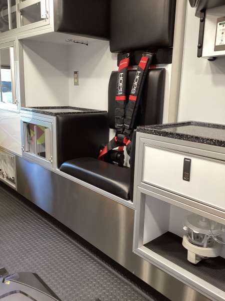 Photo of Twin Lakes 20733 Interior View 3