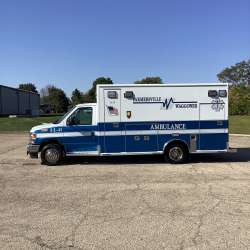 Photo of Farmersville-Waggoner Medix 22-M444 Side View 1