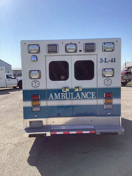 Photo of Farmersville-Waggoner Medix 22-M444 Back View